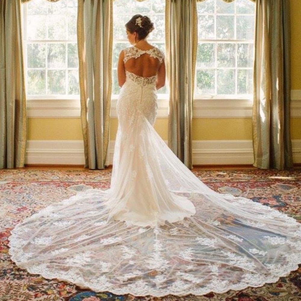 STELLA YORK WEDDING DRESS